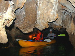 halong kayak, kayaking ha long bay, halong adventure, ha long cruise, ha long trips