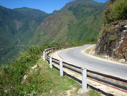 Sharp bend mekong tour, tour to mekong, mekong adventure, tour of mekong, mekong vietnam