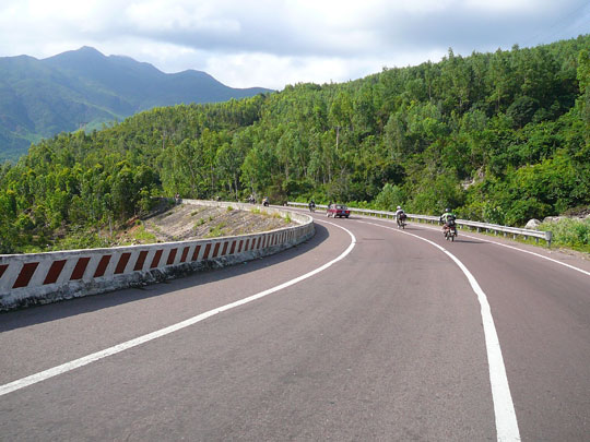 Ho chi minh trails, ho chi minh trail tours, bikeing tours, cycling tours, adventure tours